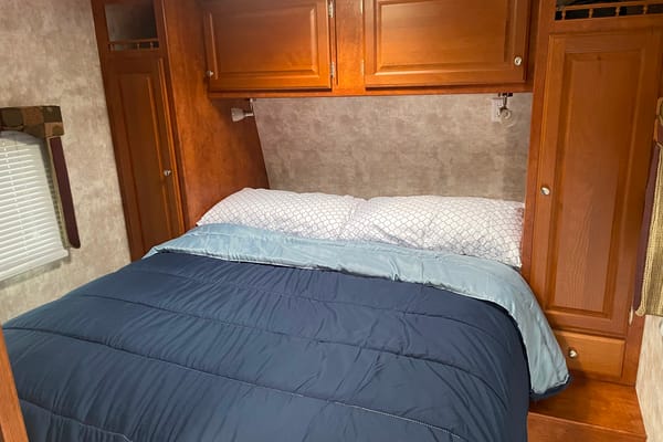 Kevin's Pacific Coachworks Tango 299BHS Travel Trailer