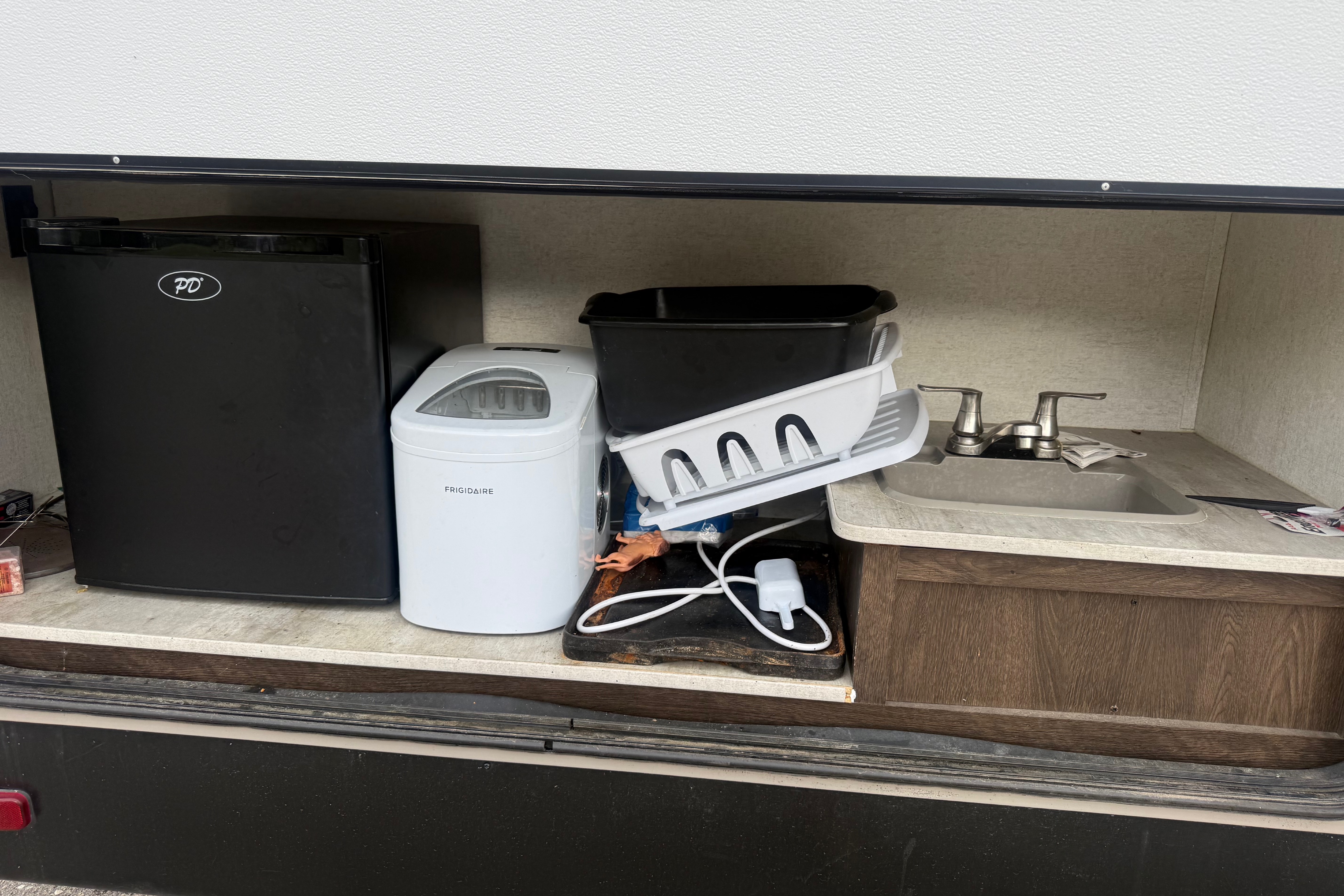 Ryan's Starcraft Autumn ridge 24BHU Travel Trailer