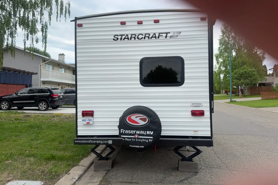 Ryan's Starcraft Autumn ridge 24BHU Travel Trailer