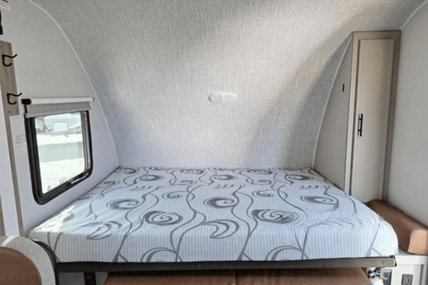 Perfect for families! 2024 Forest River Vibe 18' Trailer