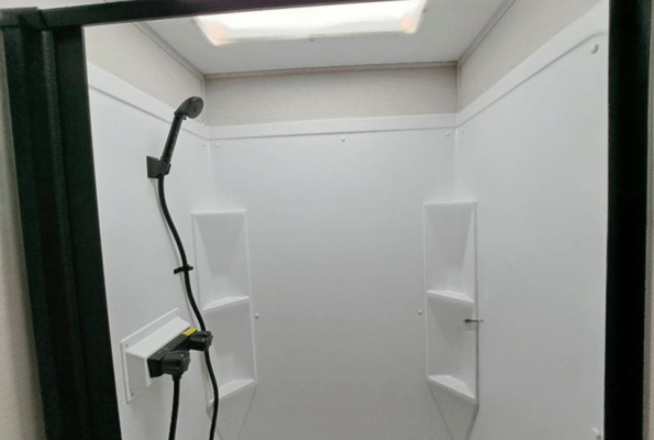 Perfect for families! 2024 Forest River Vibe 18' Trailer