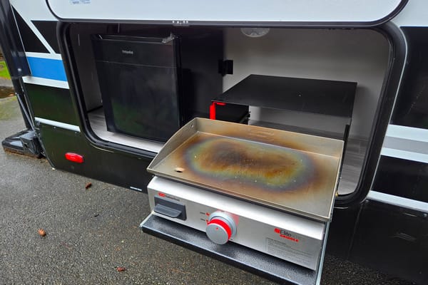 Perfect for families! 2024 Forest River Vibe 18' Trailer