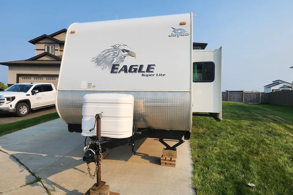 Stephanie's Jayco Eagle Travel Trailer