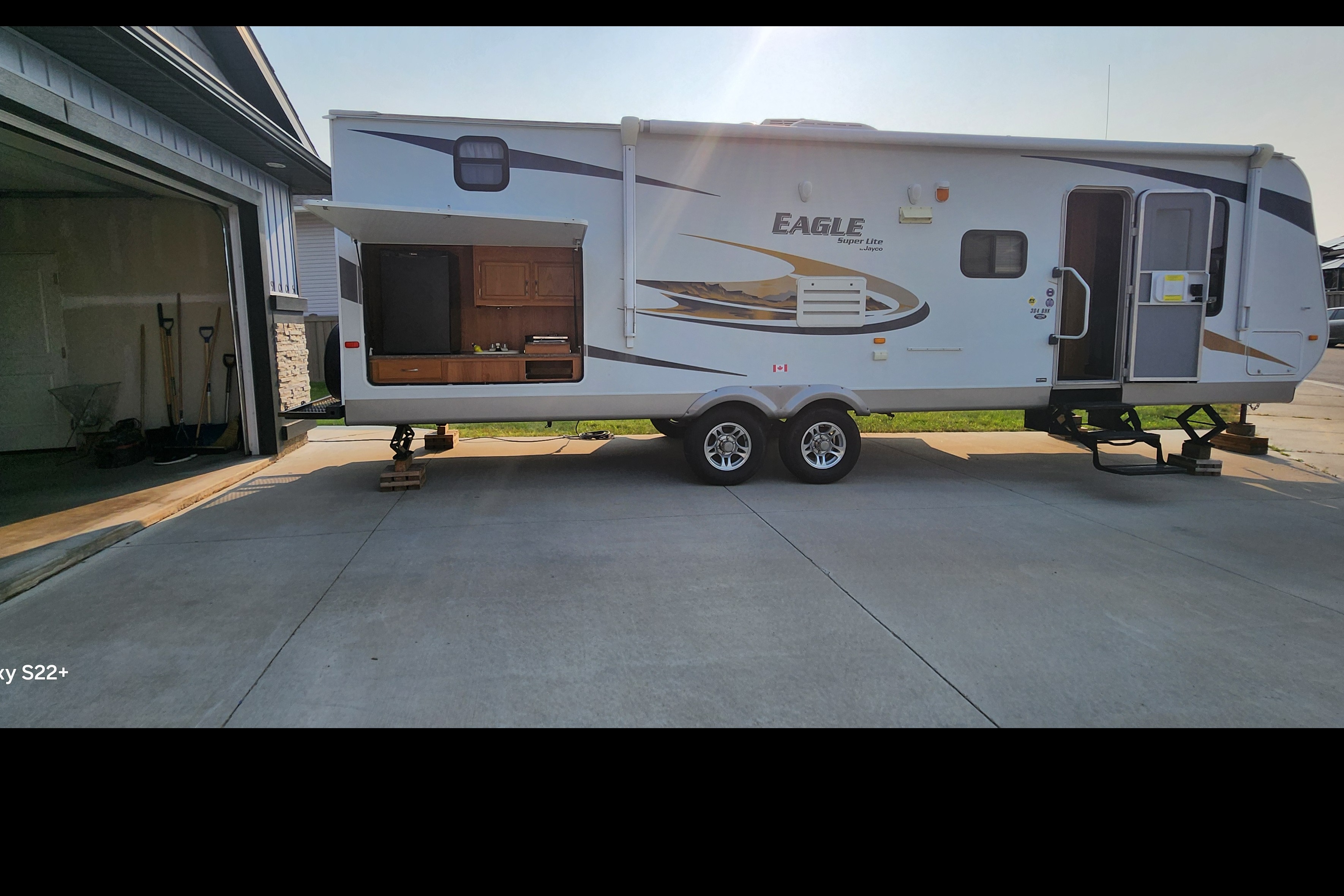 Stephanie's Jayco Eagle Travel Trailer