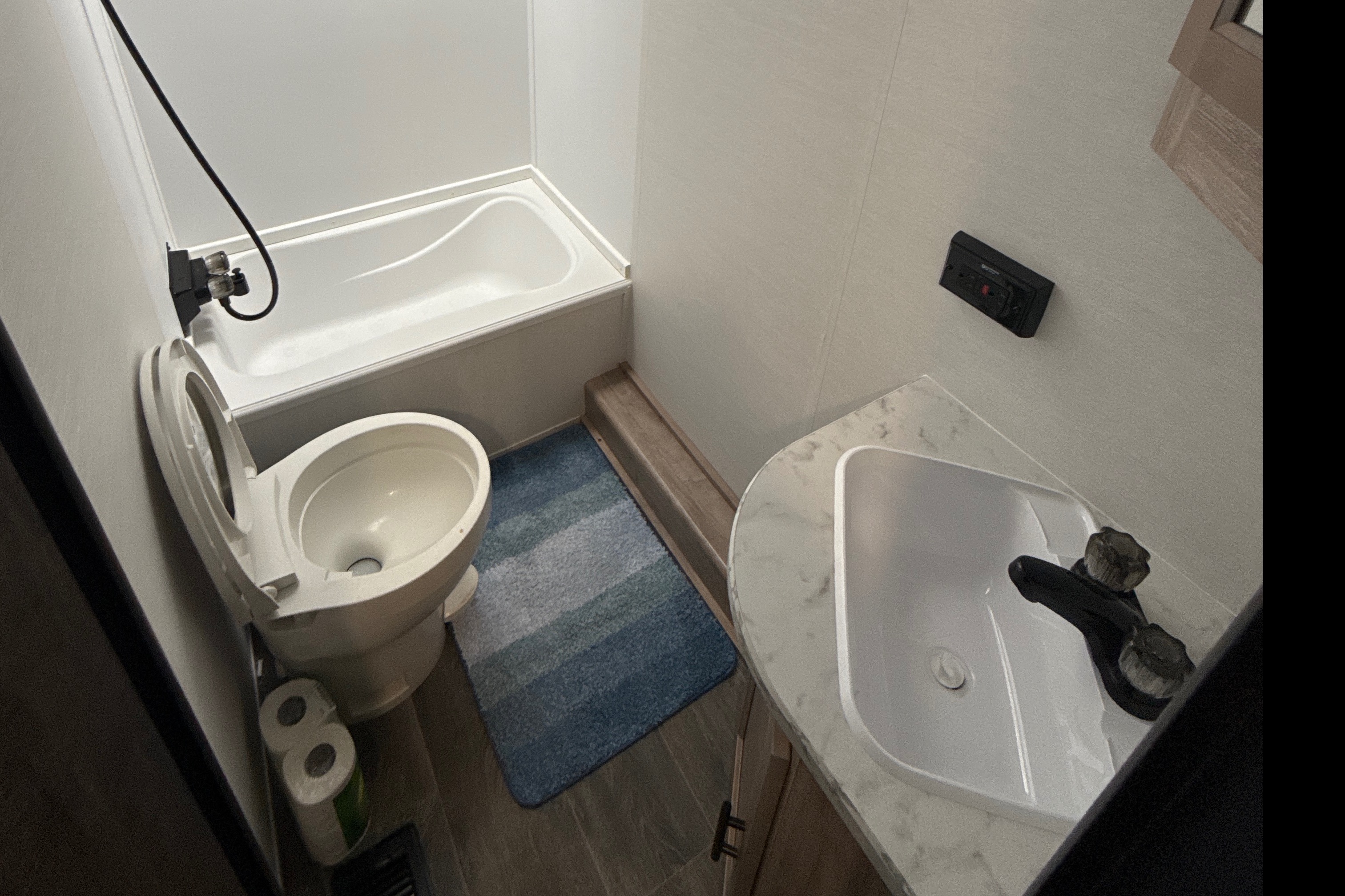 Wayne's Grand River 26DB Travel Trailer