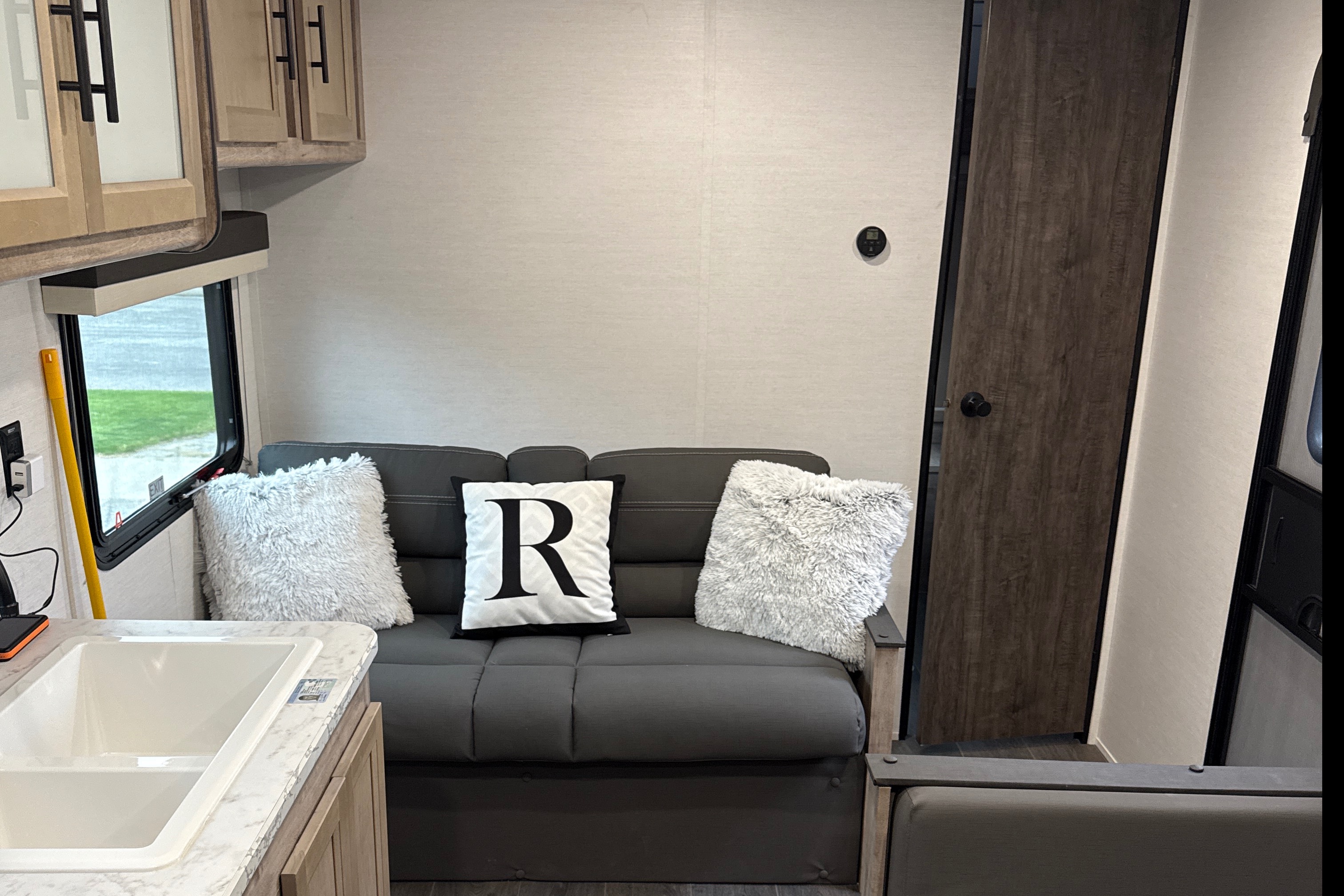 Wayne's Grand River 26DB Travel Trailer