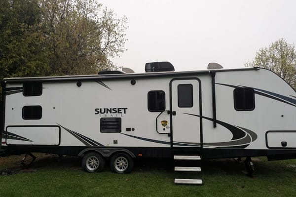 Melissa's Crossroads Sunset Super Lite 26bhs Travel Trailer