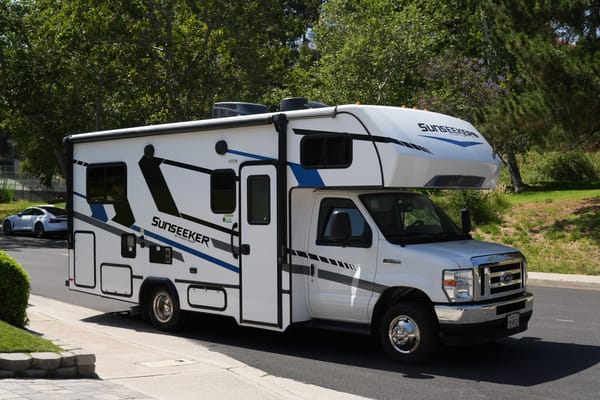 NEW 2025 Sunseeker 25ft | Roadtrip Escape