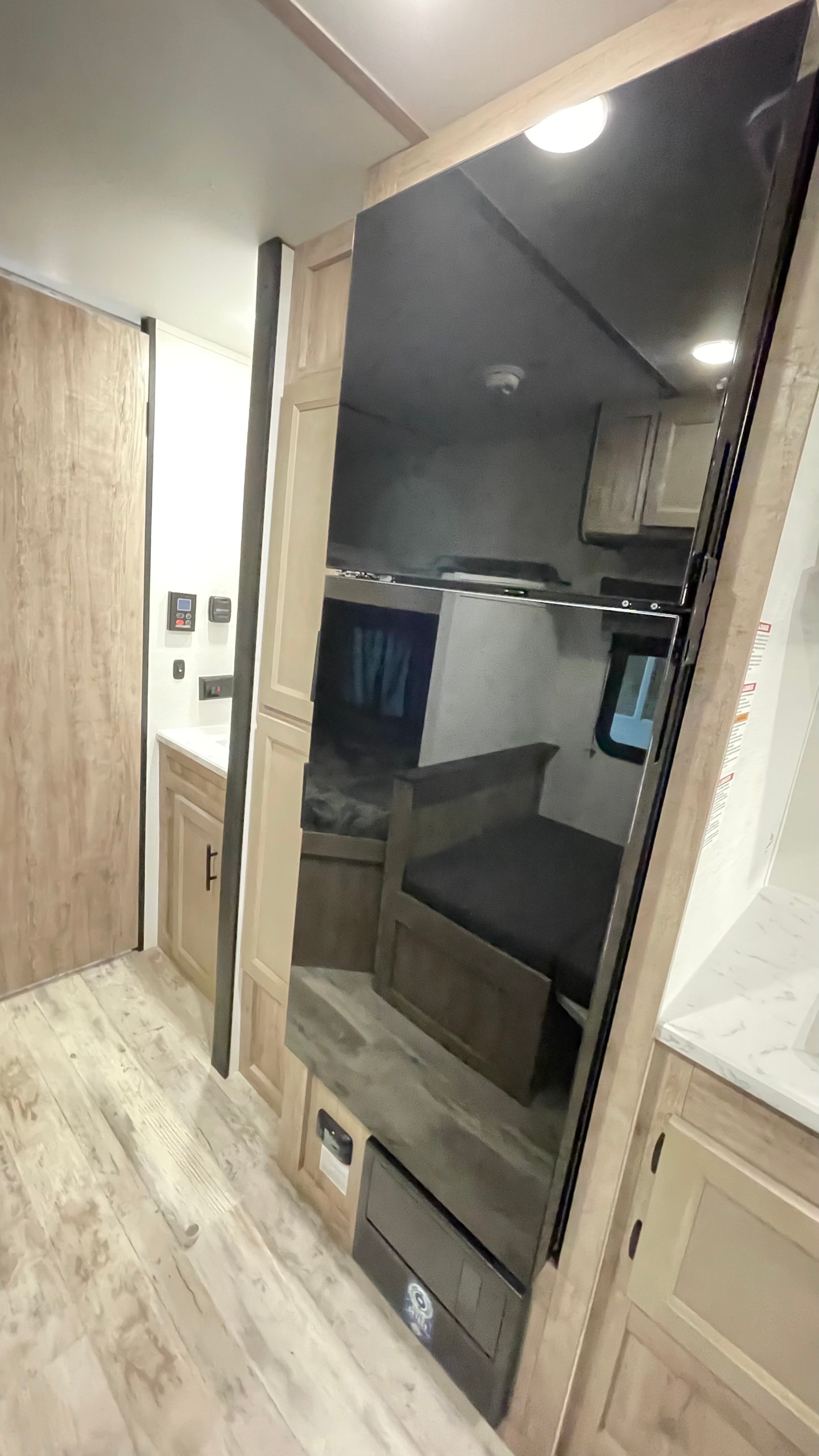 Mohamad's Grand River 2024 Travel Trailer