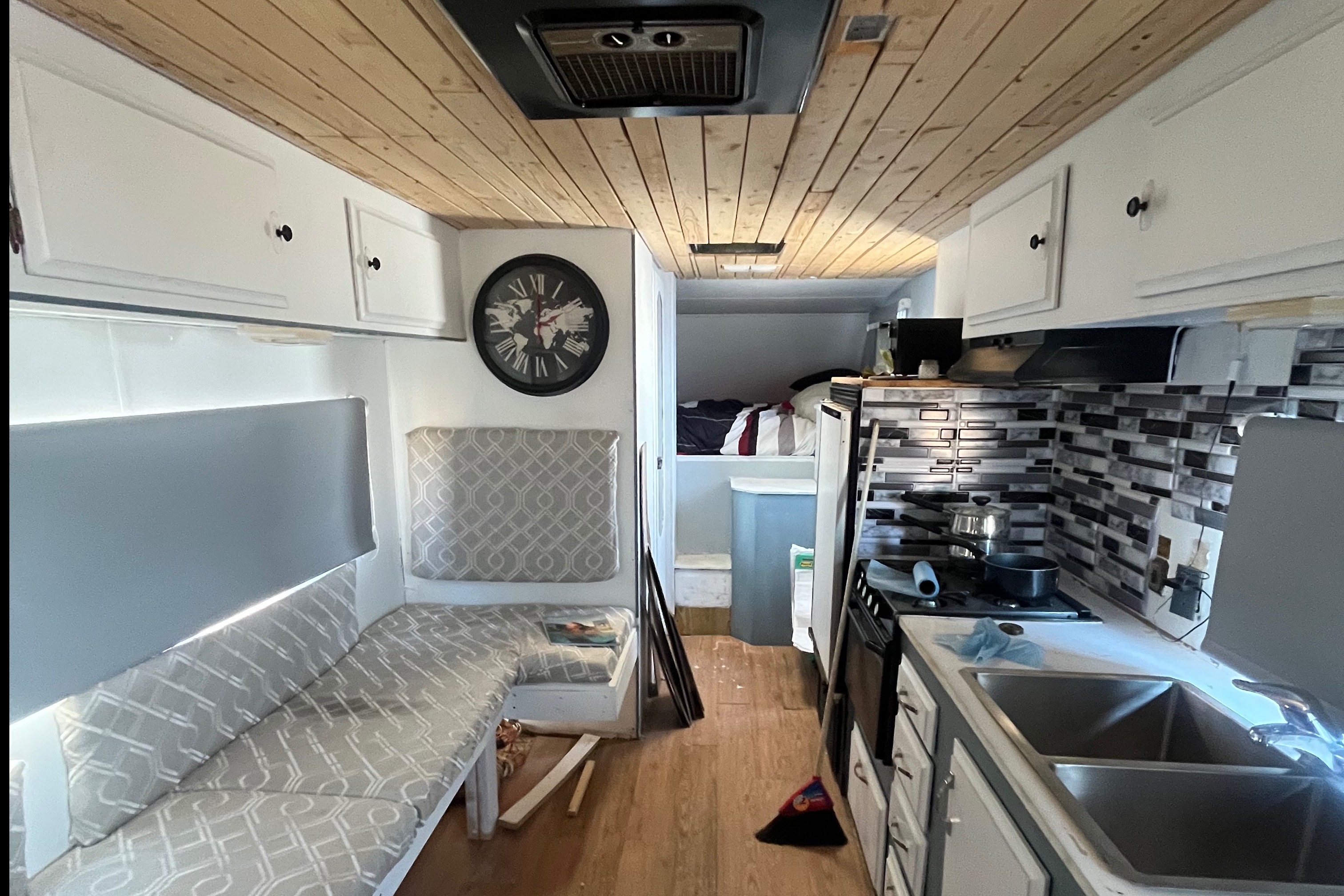 Horse Ranch Fleetwood Prowler Fifth Wheel