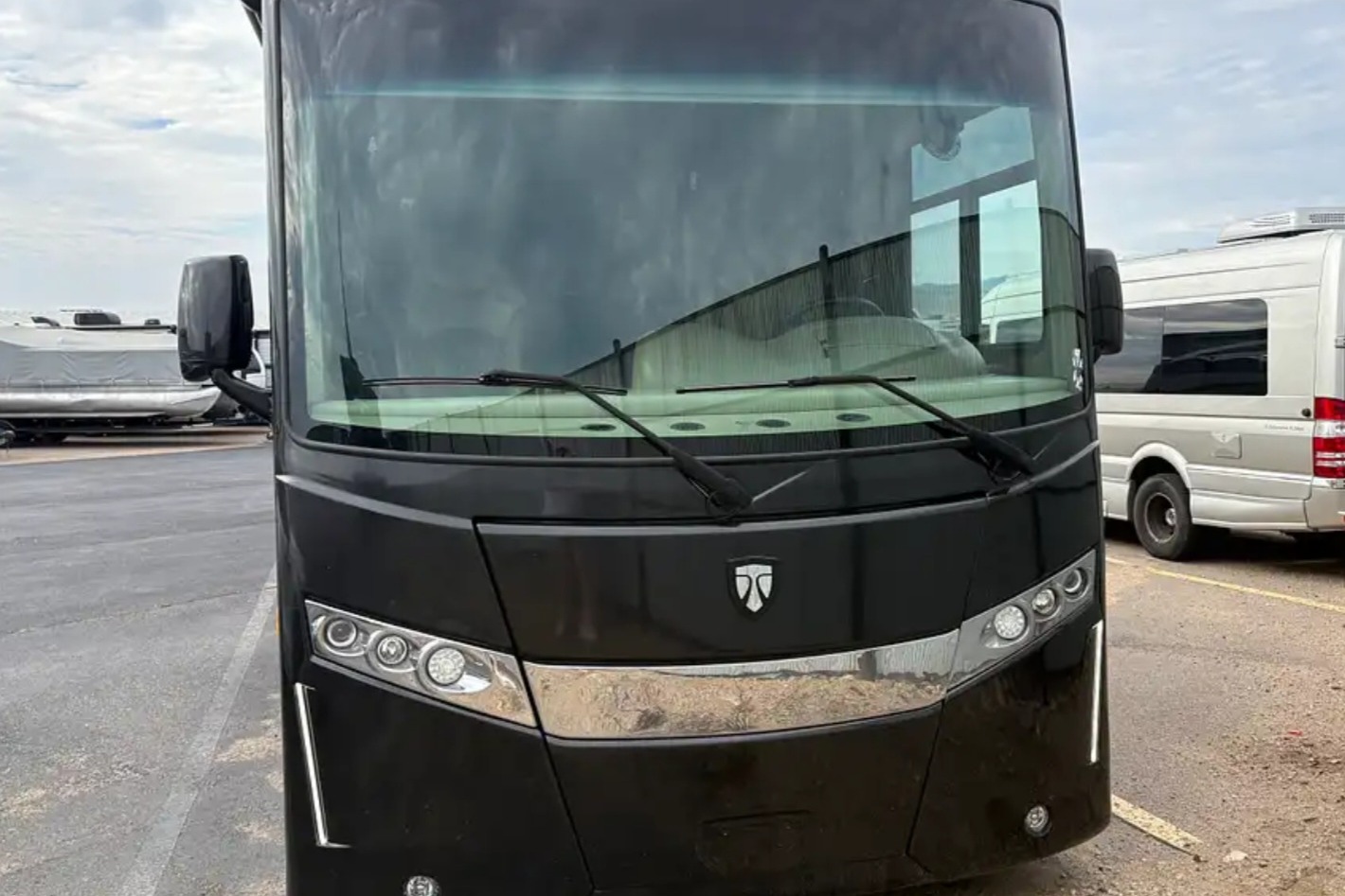 Eric's Thor Motor Coach Palazzo Class A