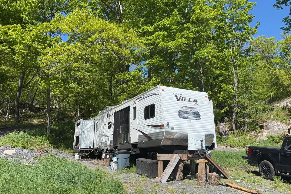 Carling's RV Cottage