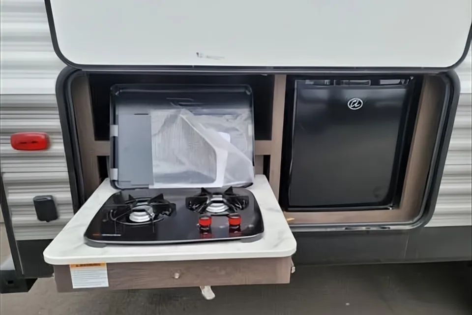 George's Dutchmen COLEMAN 214BH 2021 Travel Trailer