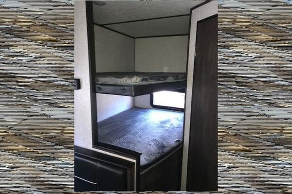 George's Dutchmen COLEMAN 214BH 2021 Travel Trailer