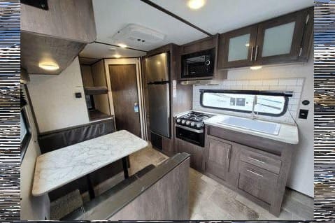 George's Dutchmen COLEMAN 214BH 2021 Travel Trailer