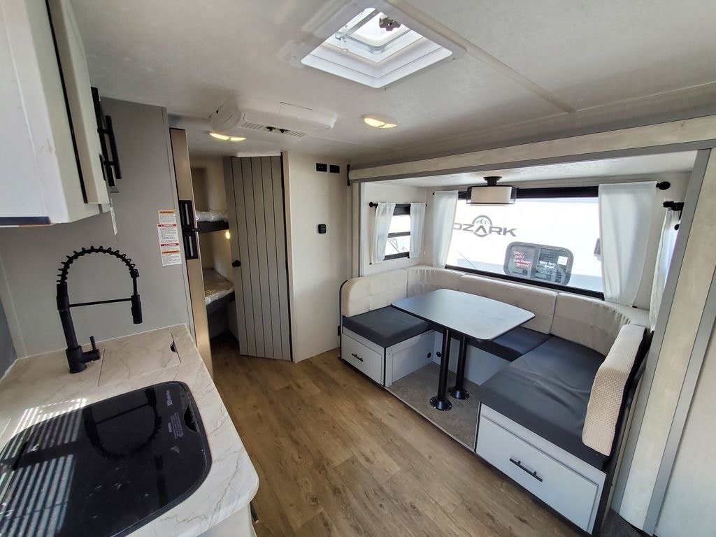 **Full size SUV & 1/2 ton towable** Rustic Royalty Vibe Family Trailer*ASK about August discounts *