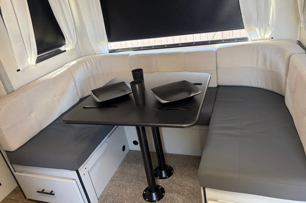 **Full size SUV & 1/2 ton towable** Rustic Royalty Vibe Family Trailer*ASK about August discounts *