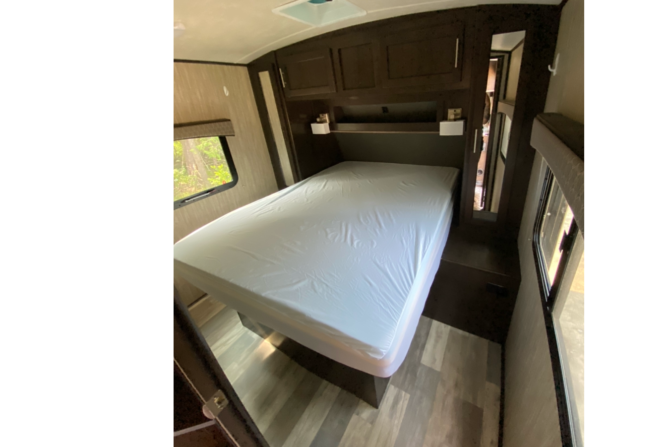 Couples Fun Finder Travel Trailer