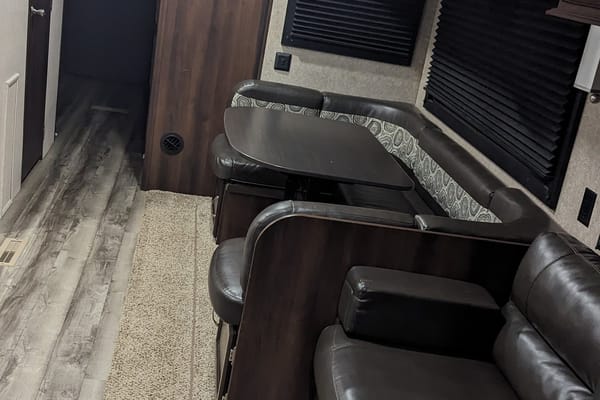 RV #2 : Sagmoe Family Rental