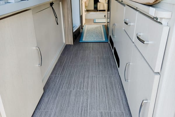 2023 Thor Tellaro Seats & Sleeps 4 with Pop-Top