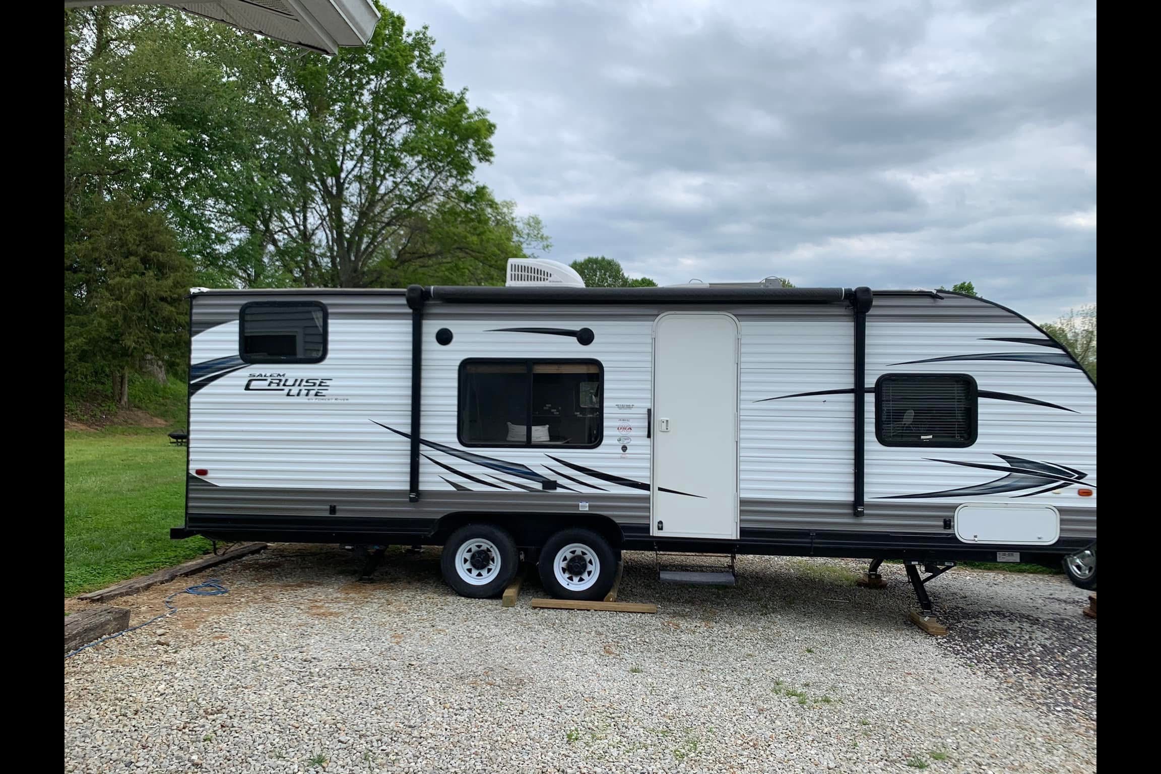 Forest River Salem Cruise Lite 261BHXL Travel Trailer