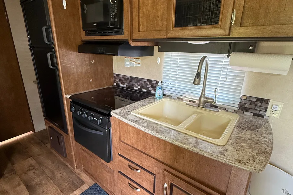 Forest River Salem Cruise Lite 261BHXL Travel Trailer