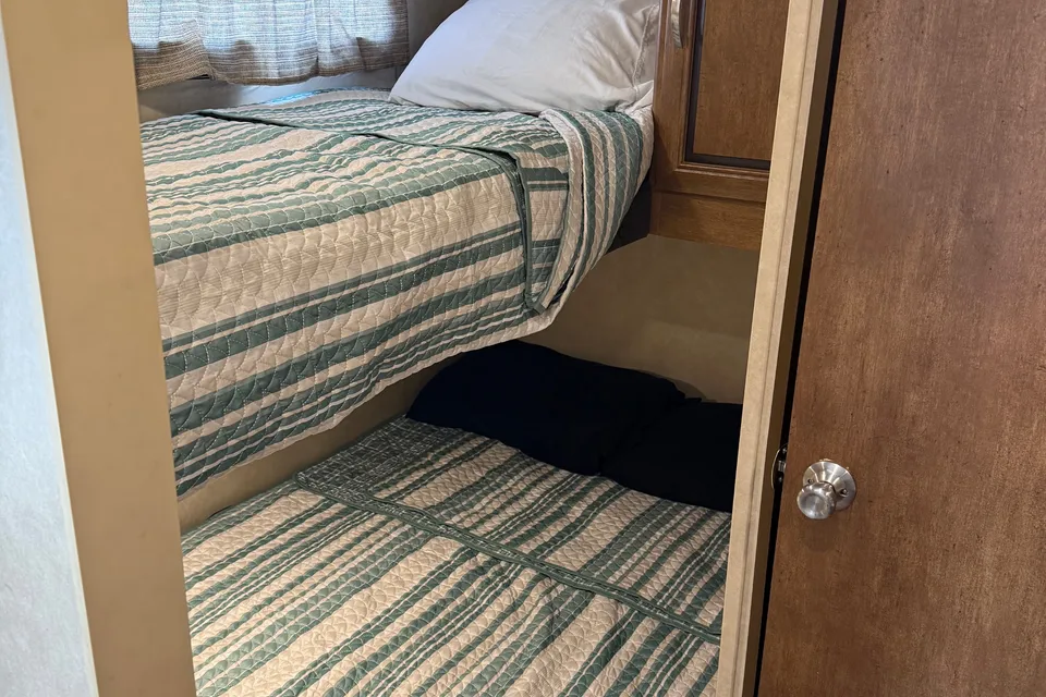 Forest River Salem Cruise Lite 261BHXL Travel Trailer