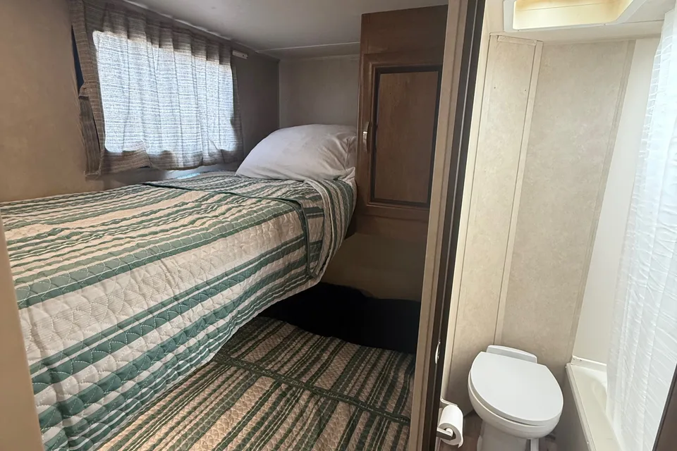 Forest River Salem Cruise Lite 261BHXL Travel Trailer