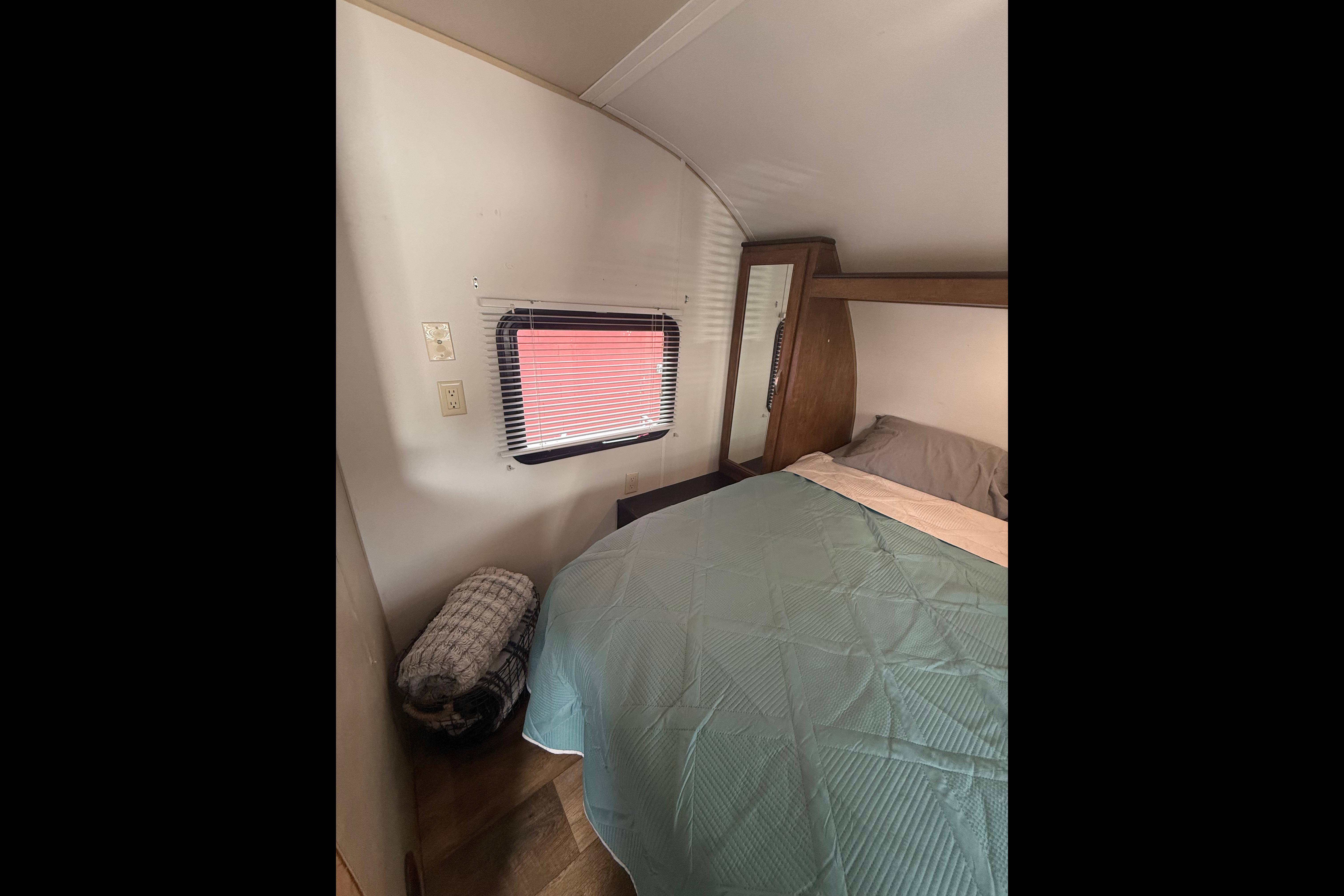Forest River Salem Cruise Lite 261BHXL Travel Trailer
