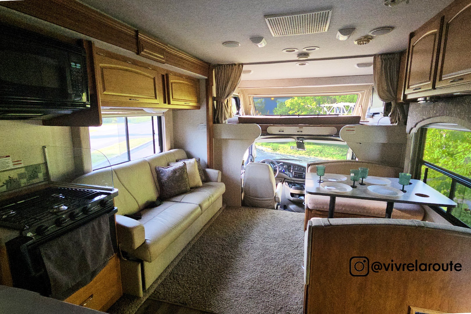 ROSA | Fleetwood Tioga SL 30U | Vivre la Route !