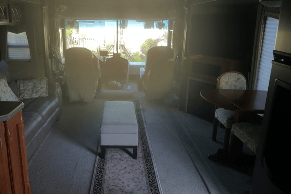Beautiful Class A Motorhome for Couples!