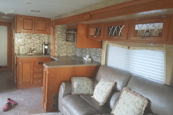 Beautiful Class A Motorhome for Couples!