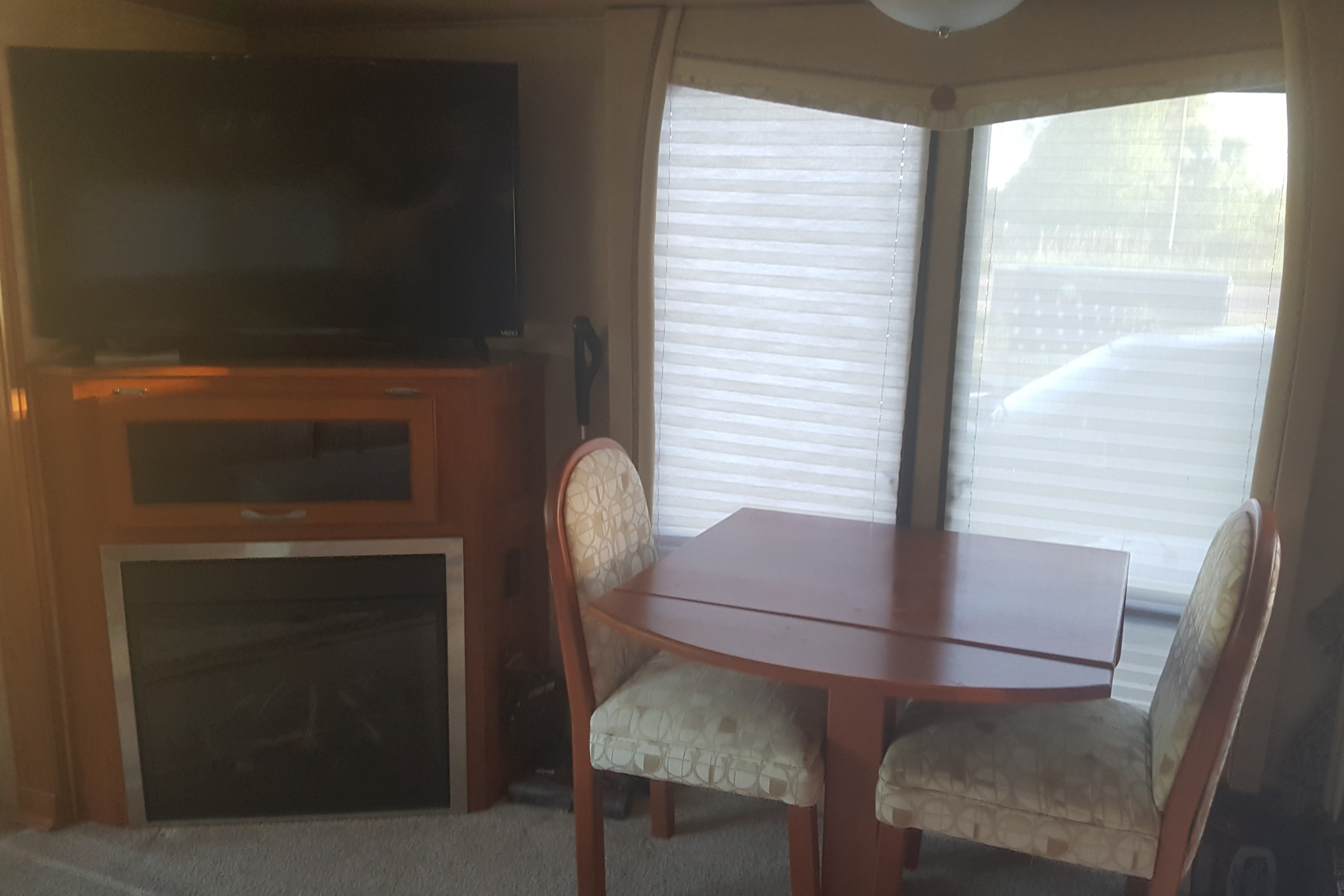 Beautiful Class A Motorhome for Couples!