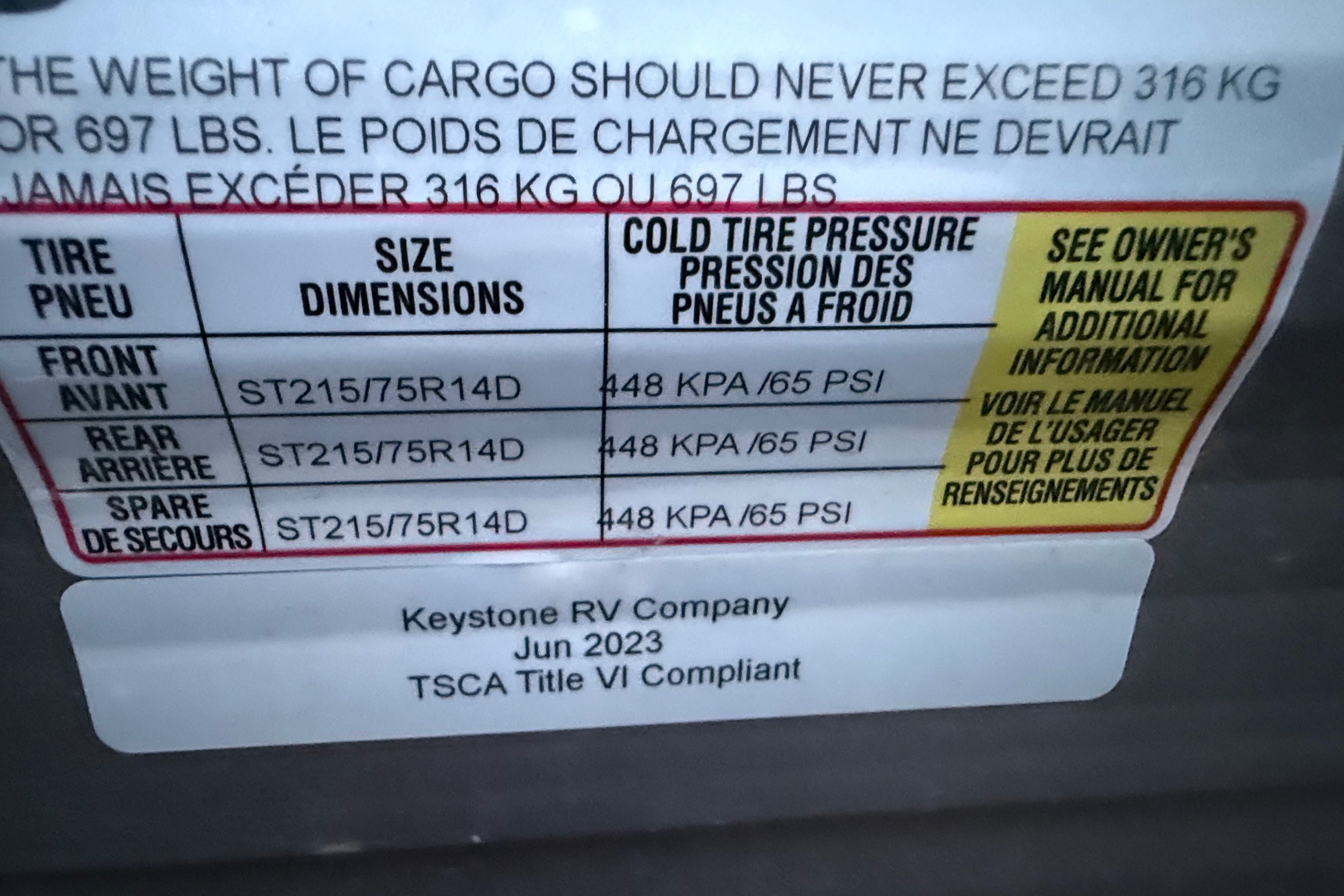 Airborne Coleman Deutchmam 17b Travel Trailer