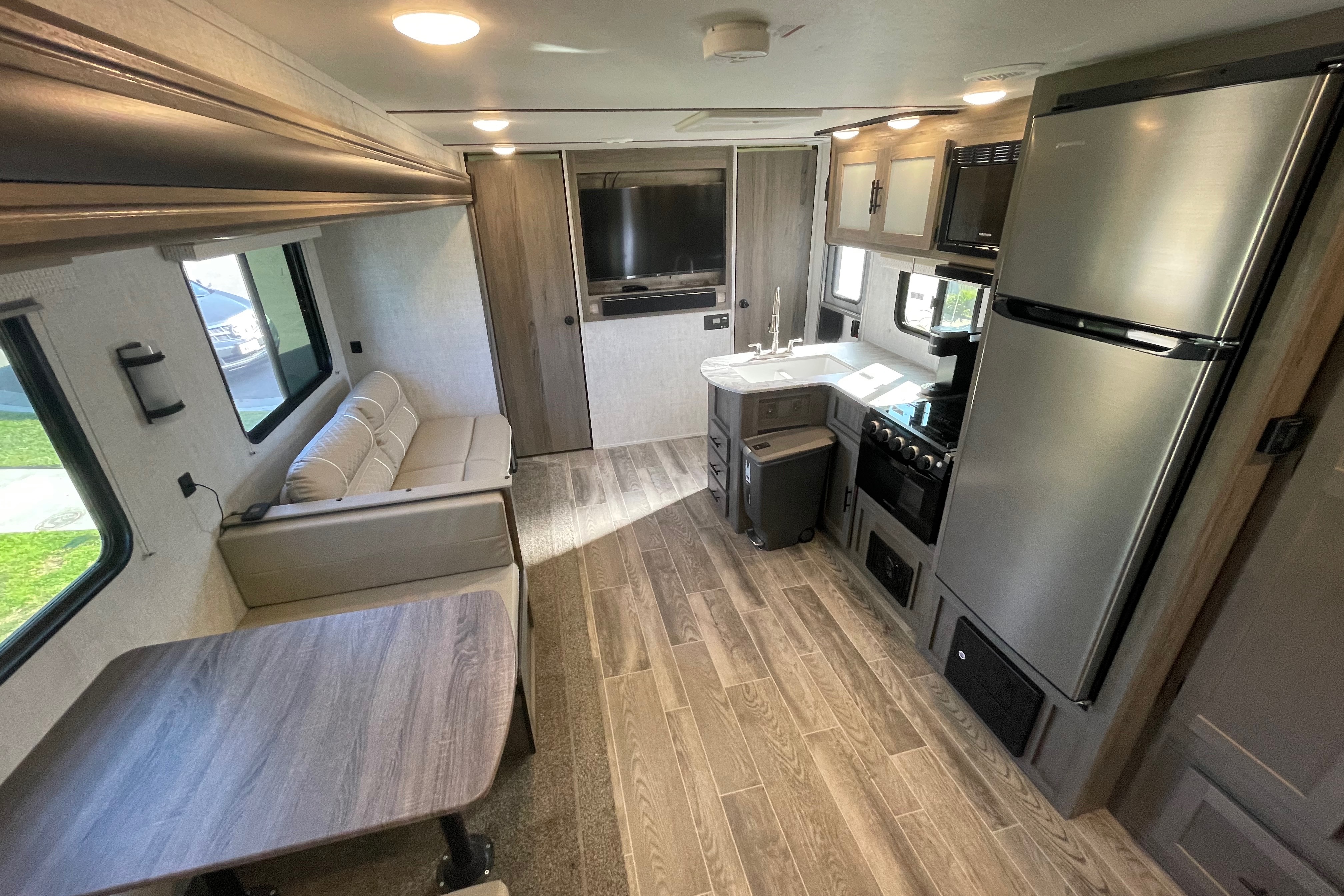 2021 Gulf Stream RV Ameri-Lite 268BH - Bunkhouse & 50 Gallon water tank