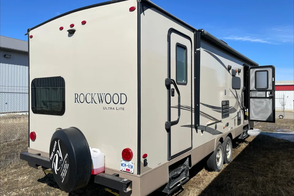 Carson's Forest River Rockwood 2702WS Travel Trailer