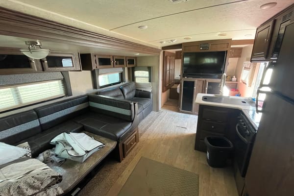 Carson's Forest River Rockwood 2702WS Travel Trailer