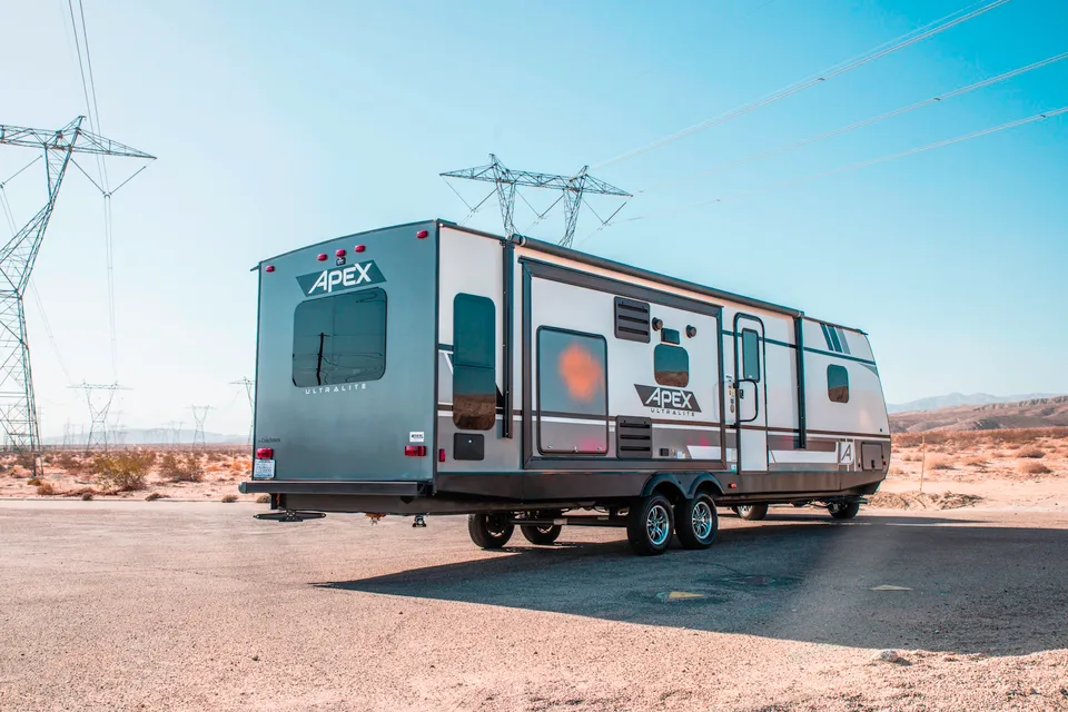 Coachmen Apex Ultra-Lite 293RLDS Travel Trailer
