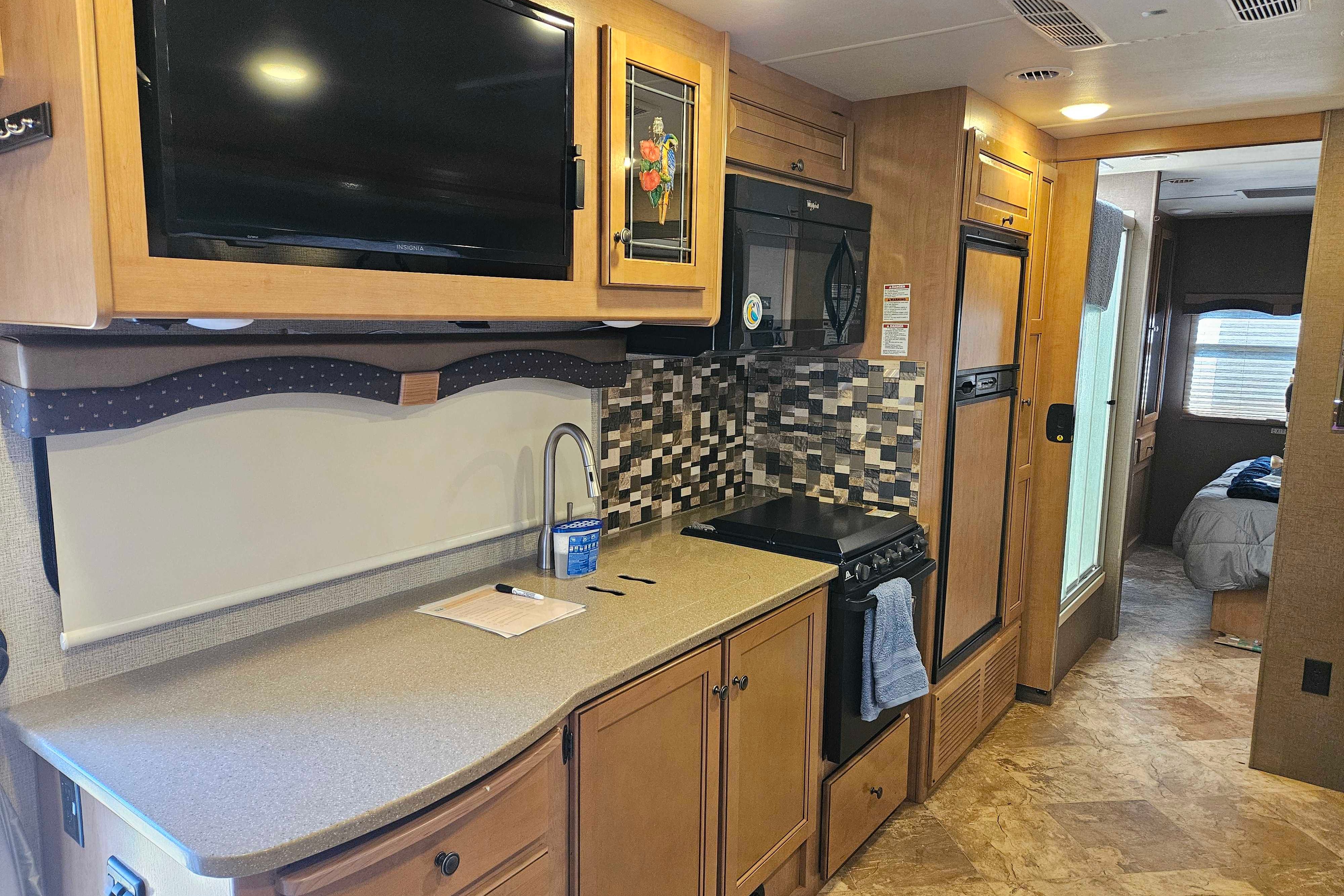 2017 Thor windsport class A 31s