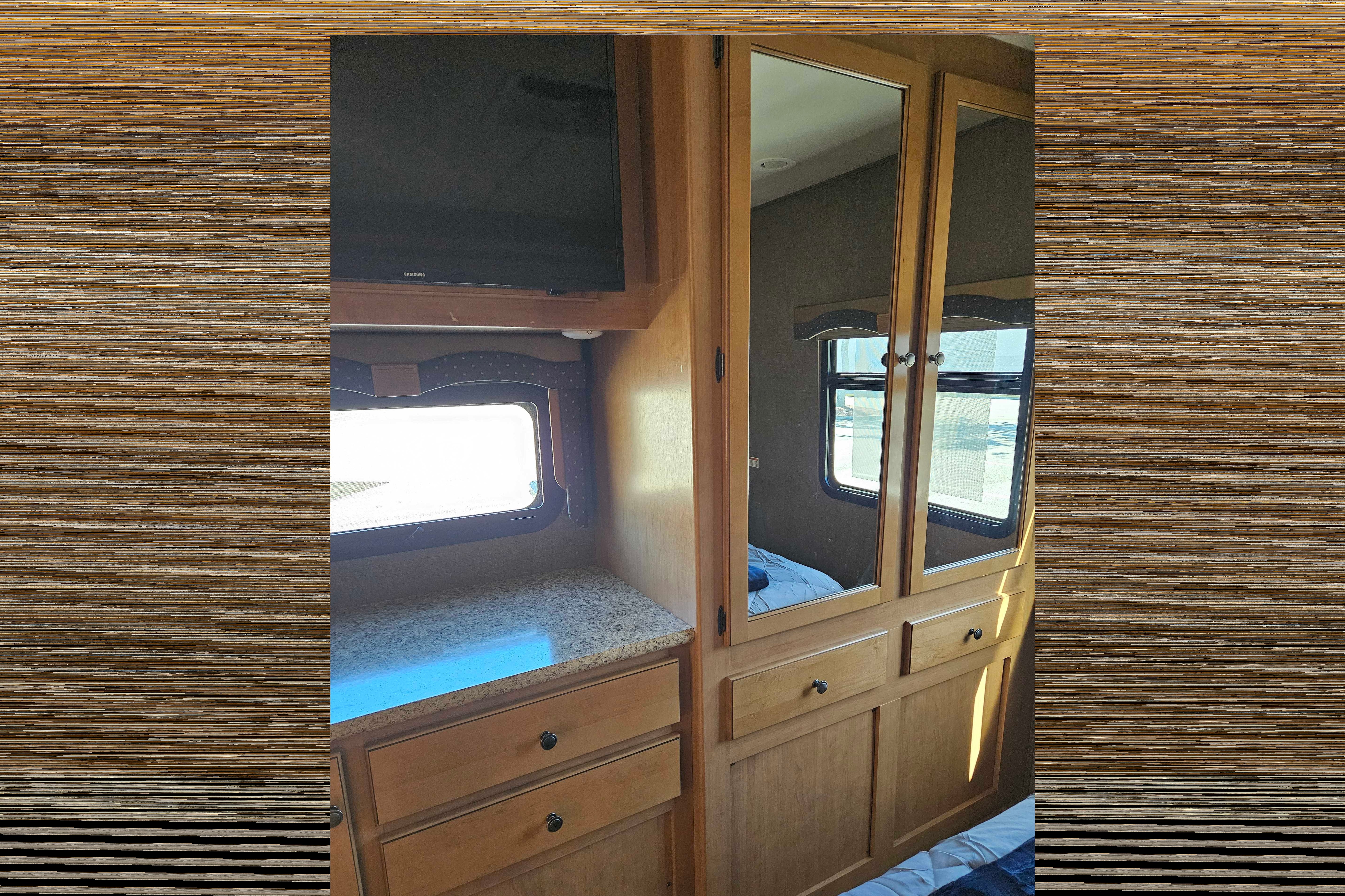 2017 Thor windsport class A 31s