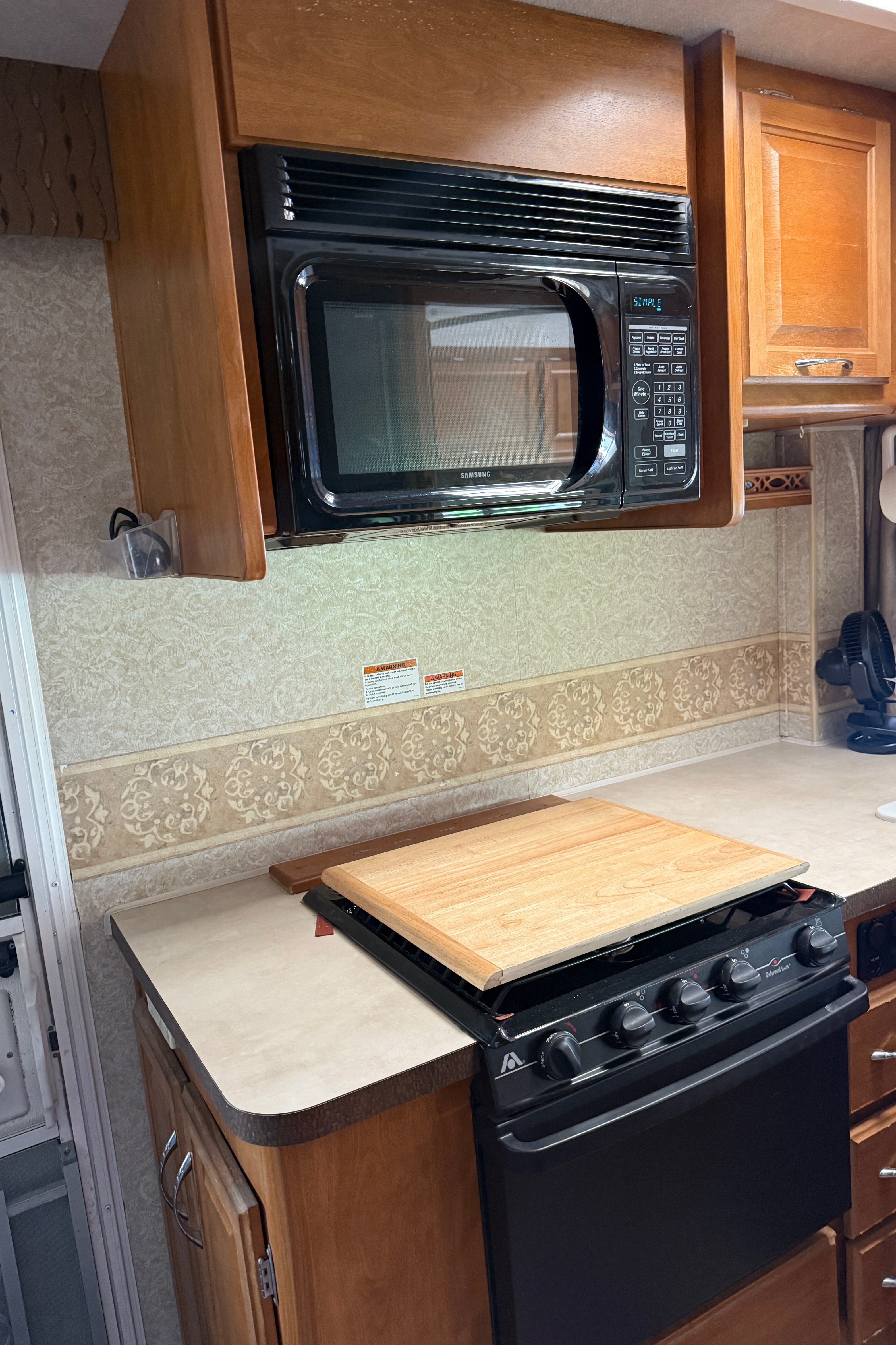 2004 Fleetwood Jamboree 24D | Easy Adventure RV | Sleeps 5-6
