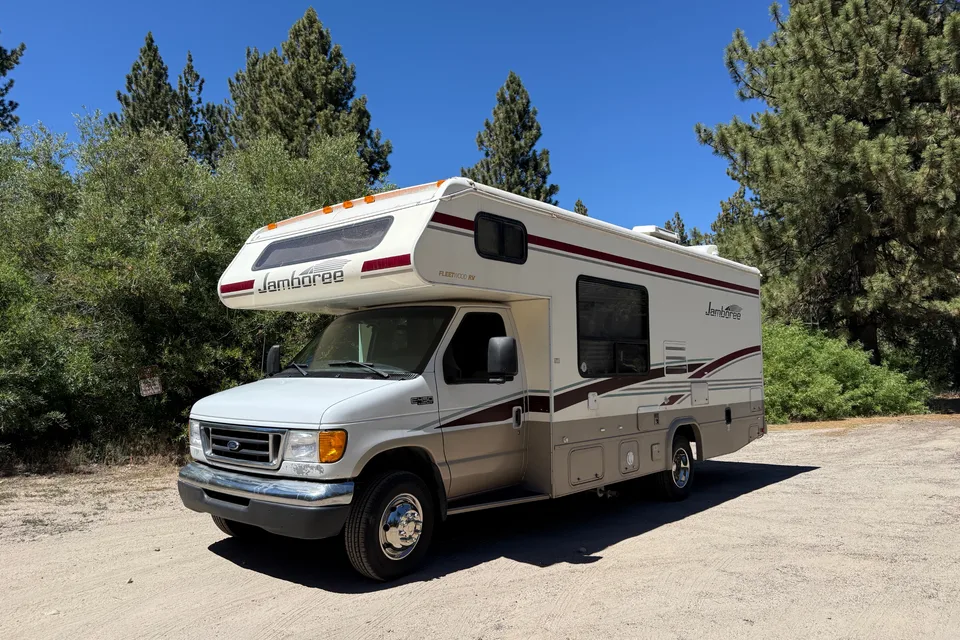 2004 Fleetwood Jamboree 24D | Easy Adventure RV | Sleeps 5-6