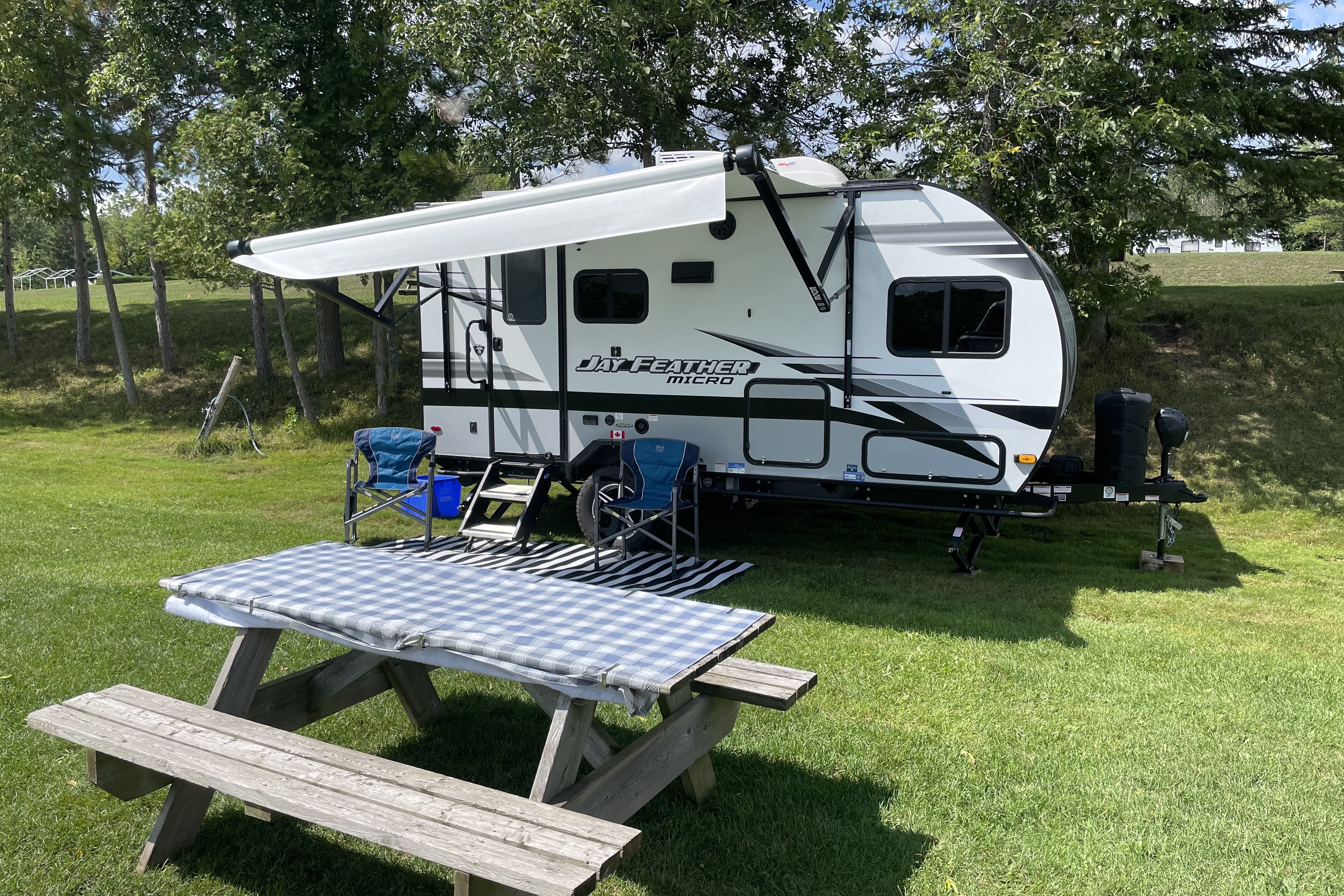 Gloria's Jayco 16fbs Travel Trailer