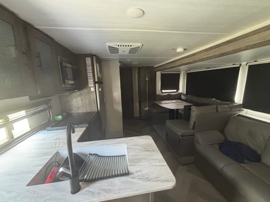 Morley Family Forest River 273QBXL Travel TraileR