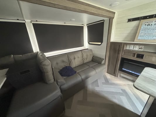 Morley Family Forest River 273QBXL Travel TraileR