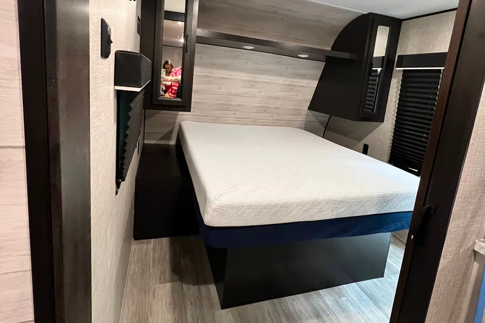 Jayco Jayflight SLX 286BHSW BAJA: Ultimate Travel Trailer for Adventure Seekers (Sleeps up to 10)