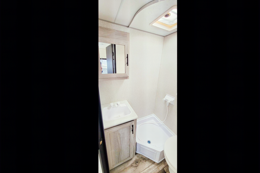 Tonia 's "Hybrid" Tent Trailer