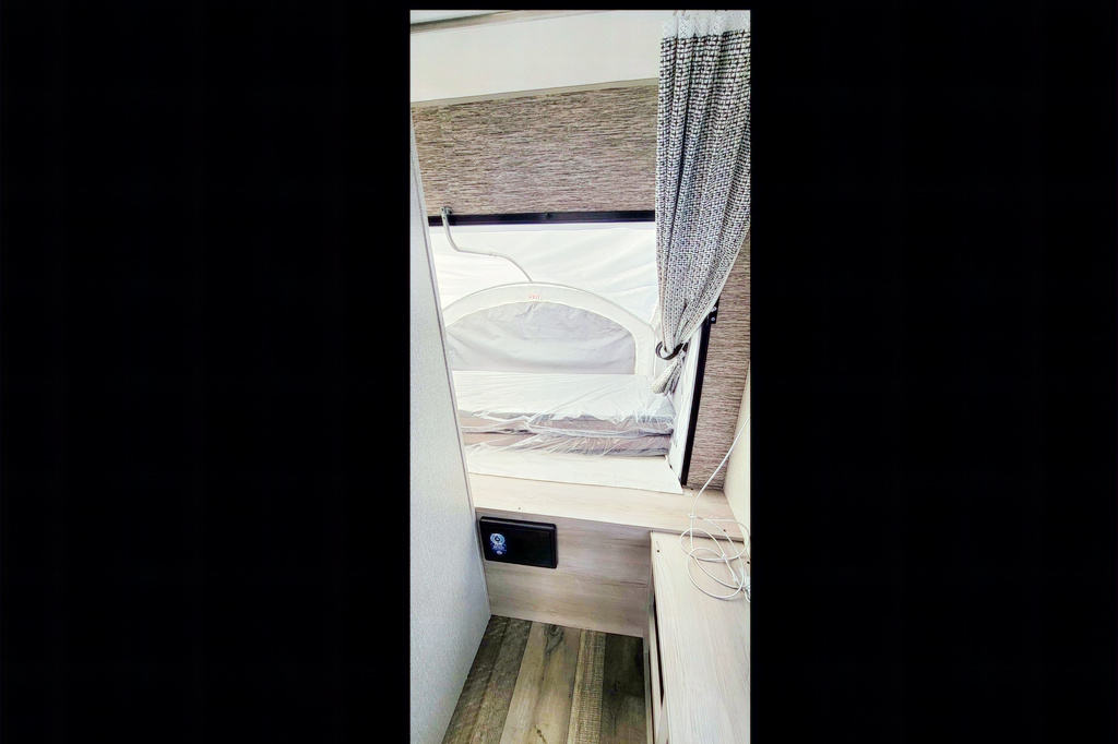 Tonia 's "Hybrid" Tent Trailer