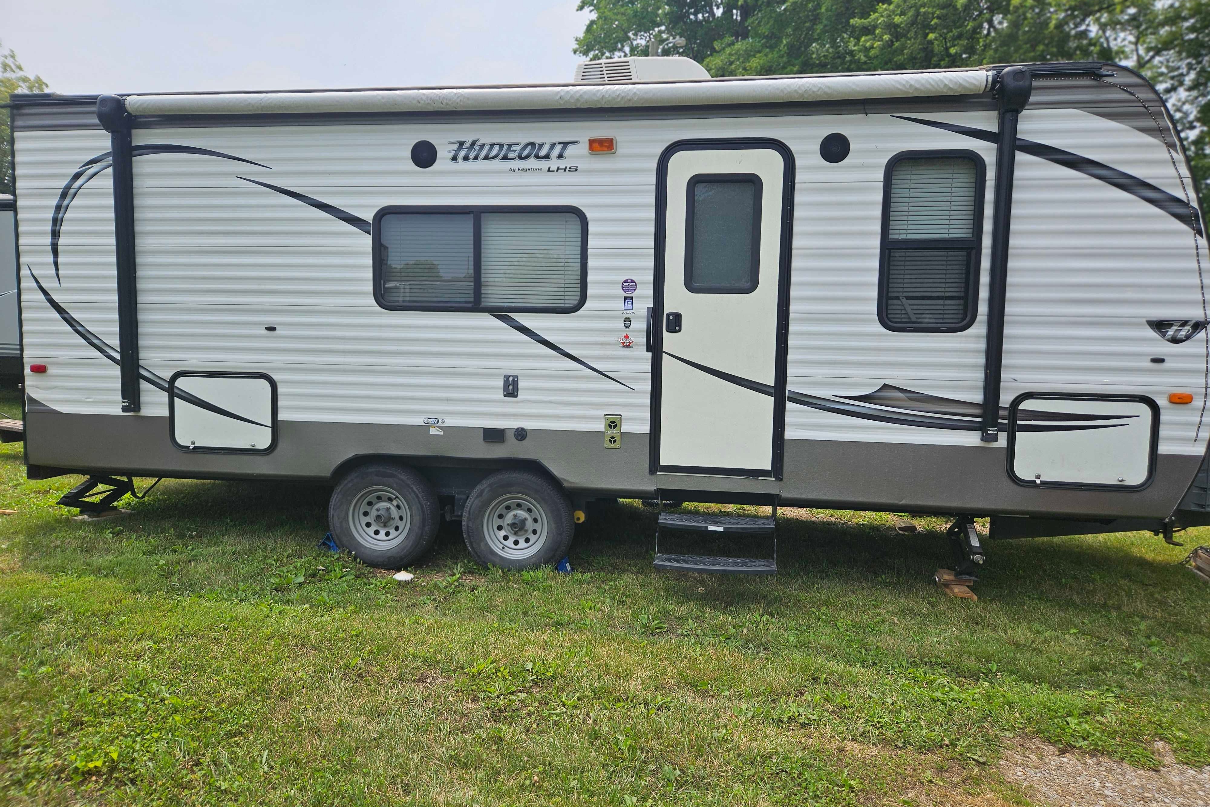 michelly's hideout LHS Travel Trailer