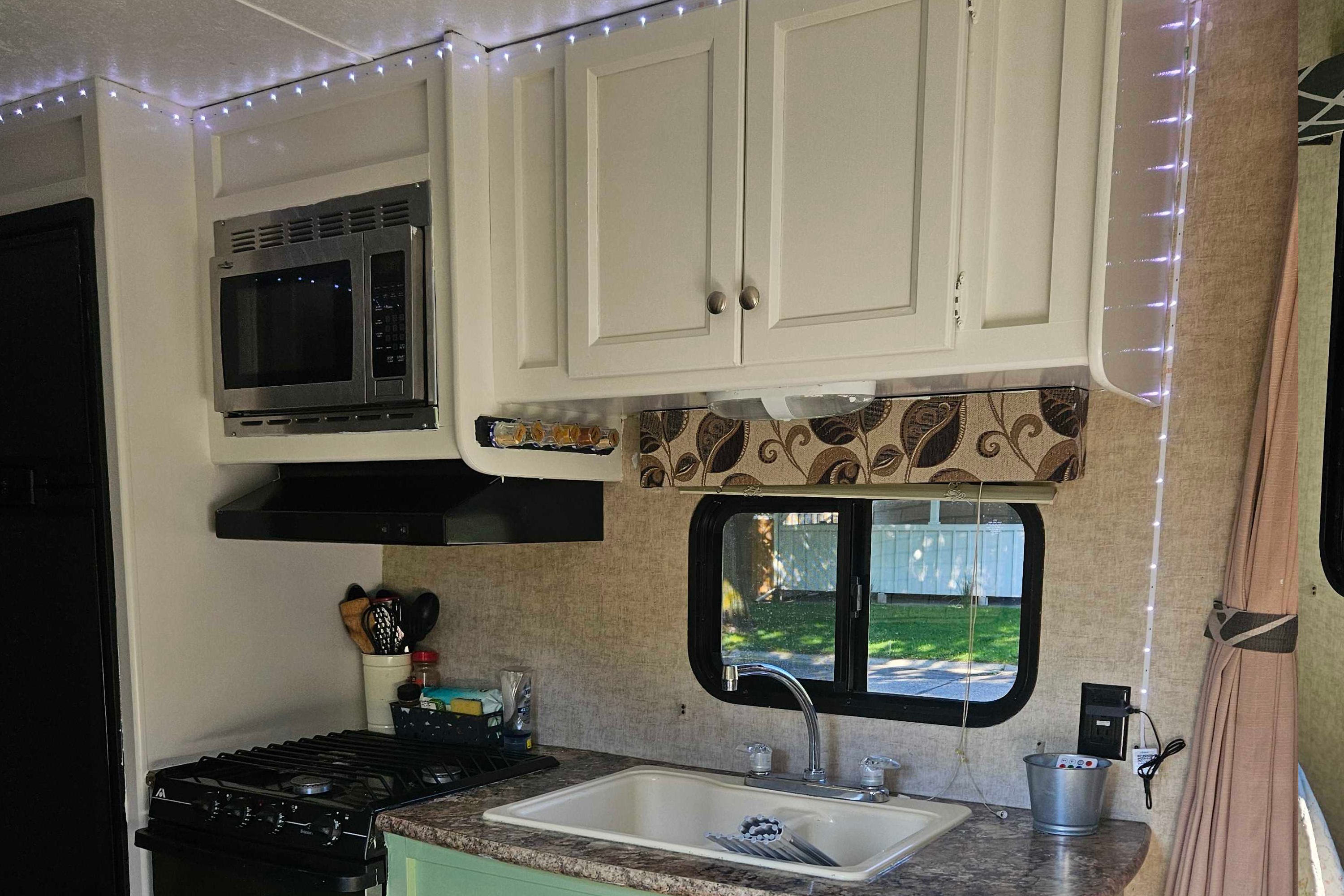 michelly's hideout LHS Travel Trailer